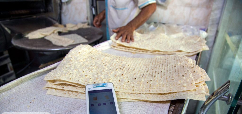 لغو تعطیلی نانوایی‌ها و افزایش سهمیه آرد در قم برای ایام تشییع رهبر شهید